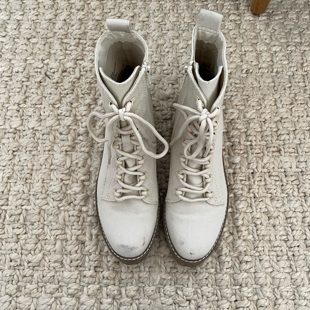 Target canvas combat boot